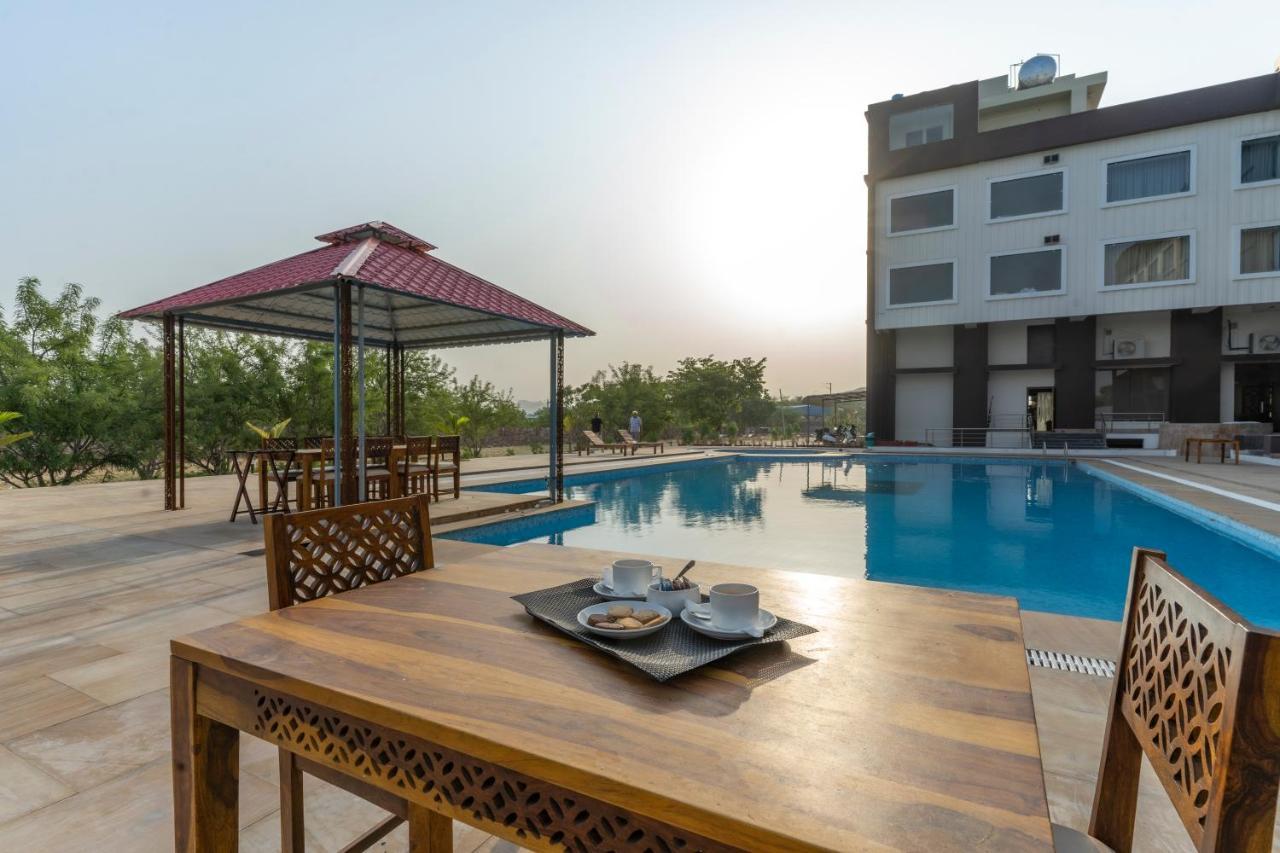 Mulberry Resort Pushkar Exterior foto